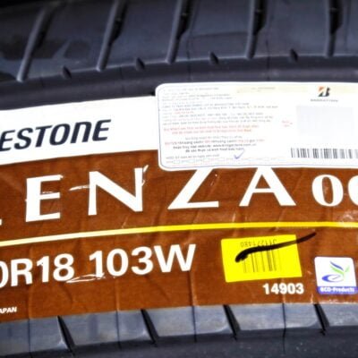 Lốp xe Bridgestone 235/60R18 103W Alenza 001